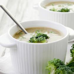 Brokolių sriuba lėtoje viryklėje - ryškūs vitaminų pietūs Daržovių sriuba su brokoliais lėtoje viryklėje